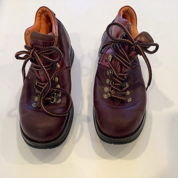 Timberland Waterproof Hiking Boots Womens 7.5 M Burgundy Leather Round Ankle Top - Picture 3 of 10